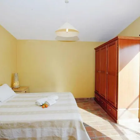 Semi Detached Houses Amaro Goncalves Alg01393 Lyb *